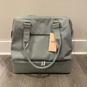 NWT BEIS Mini Weekender Bag in Slate